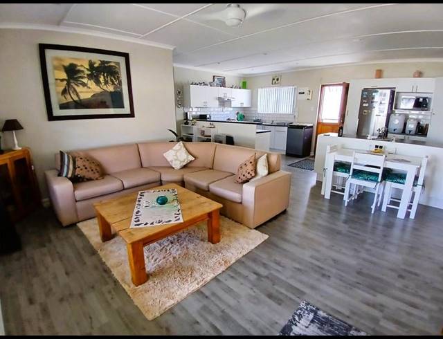 3 BEDROOM HOUSE FOR SALE IN STILBAAI-WES